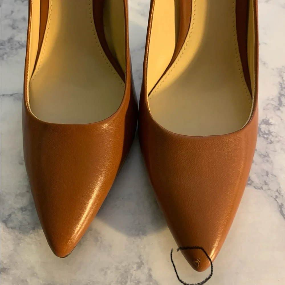 Lauren Ralph Lauren Caramel Brown Heels - Picture 5 of 6